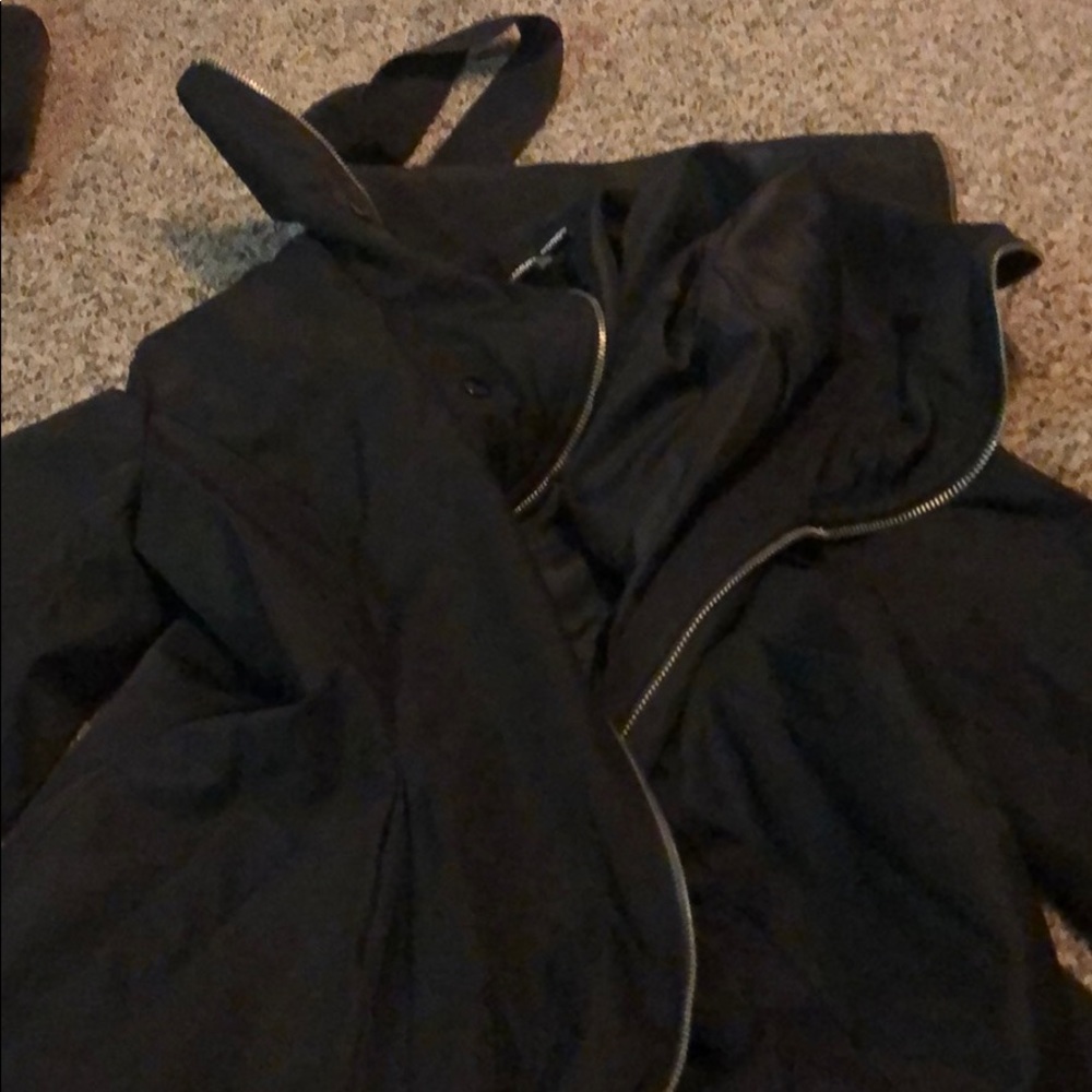 Samuel Dong rain coat